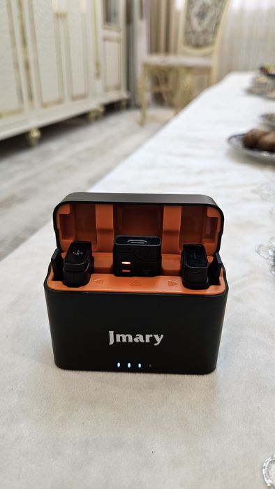 Петличка для телефона от компании JMARY