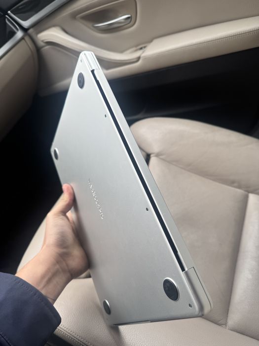Macbook pro 14 m2pro
