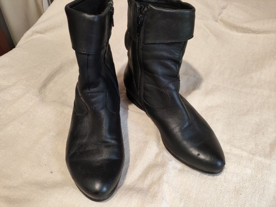 Продаю кожаную обувь