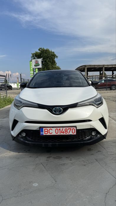 Toyota CHR 1,8 hybrid