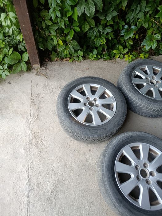 Продам 16диски Камри оригинал
