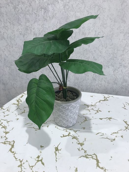 Цветок искусственный горшок