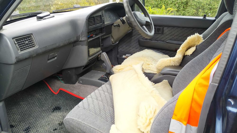 Toyota Hilux Surf 130