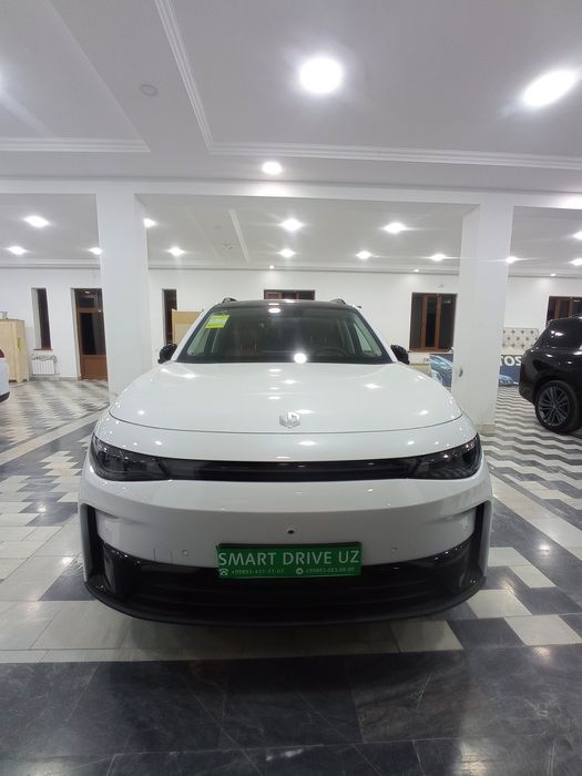 Leapmotor c16  hbrid