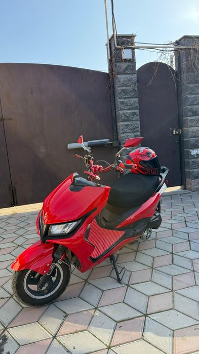 Продается мопед м8 LY-YA матор