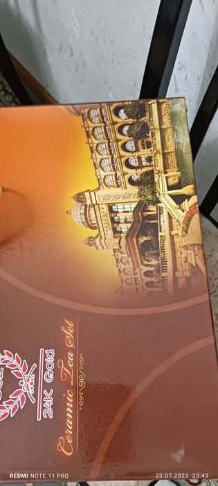 Чайный сервиз в комплекте 1 чайник 6 пиалушки