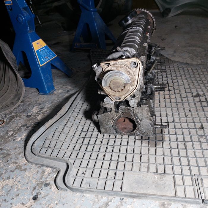 ГБЦ Рено от двигателяF3R