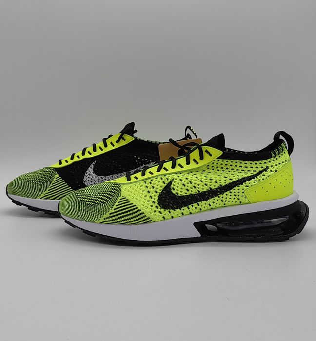 NIKE Air Max Flyknit Racer