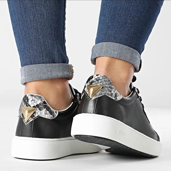 Guess сникърси Melanie FL7MEL PEL12