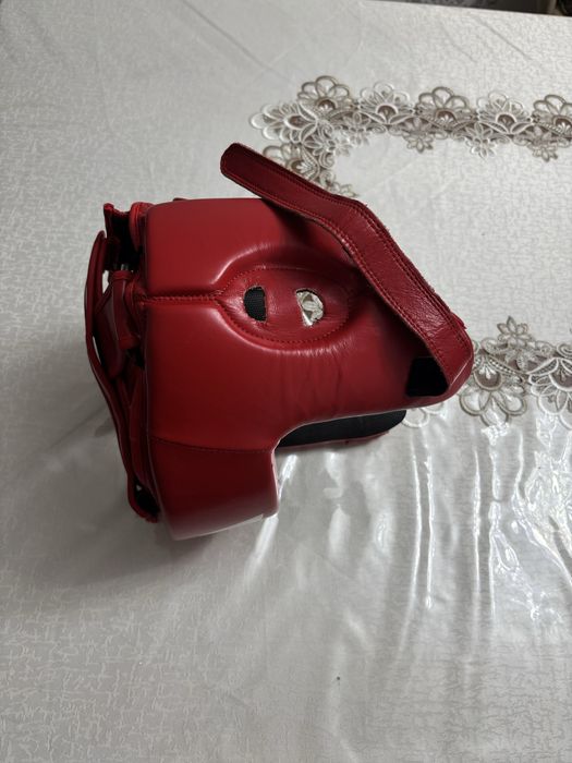 Шлем  adidas  IBA