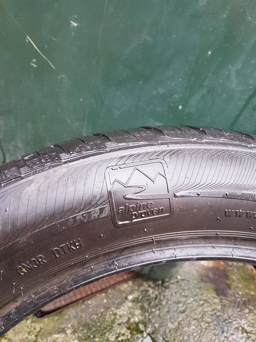 Anvelope iarna 215 55 17, set 2 bucati