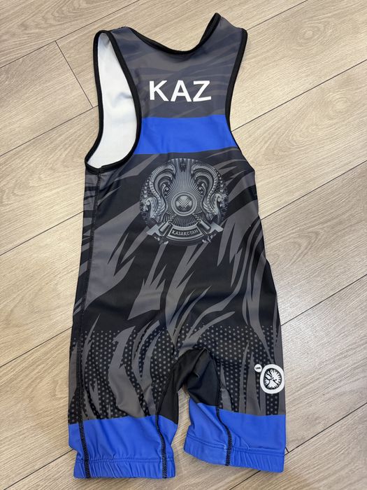 Нательник для борьбы