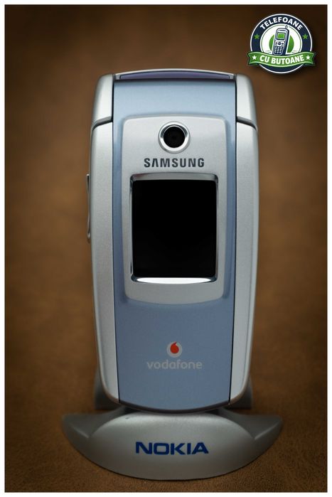 Telefon cu Clapeta M300 (nu Nokia 8800 Nokia 6700 Nokia arte Motorola