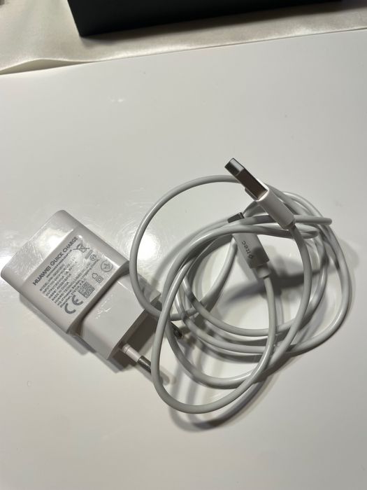 Samsung S8 + Huawei Mate 20 Lite