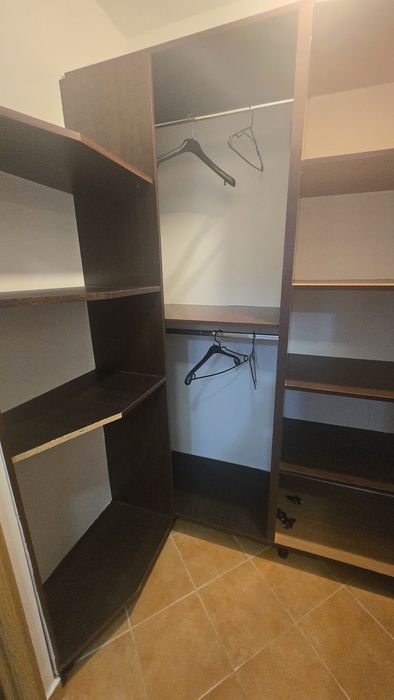 Închiriez apartament