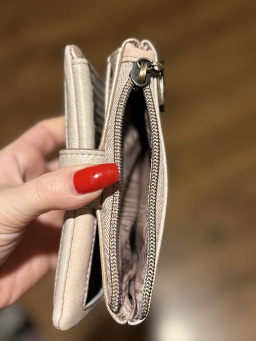 Дамско портмоне Anekke