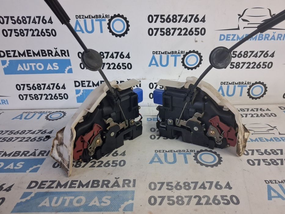 Broasca usa stanga dreapta fata vw Golf 5 2006