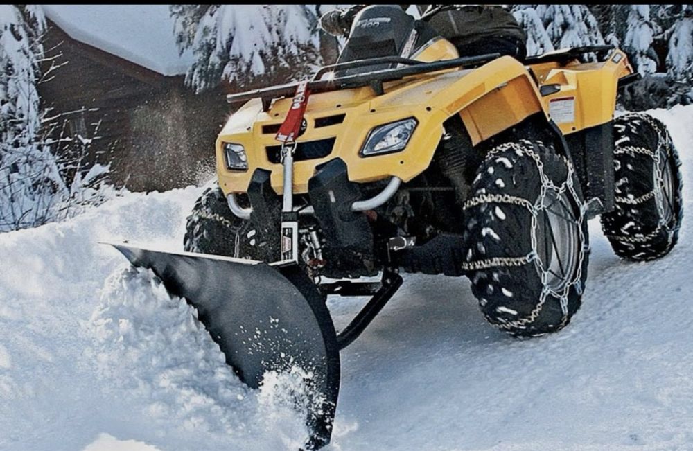 Inchiriez utilaj /atv dezapezire