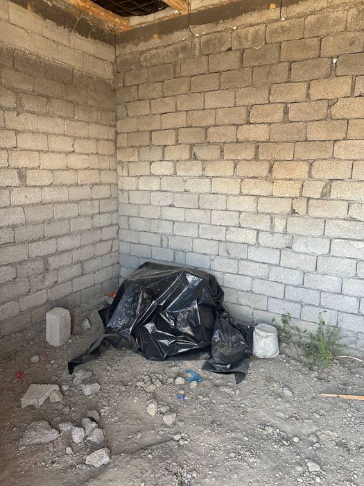 5 mavzeda 4 xonali uy sotiladi