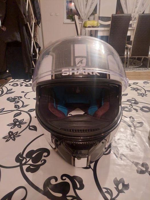 Каска Shark spartan carbon