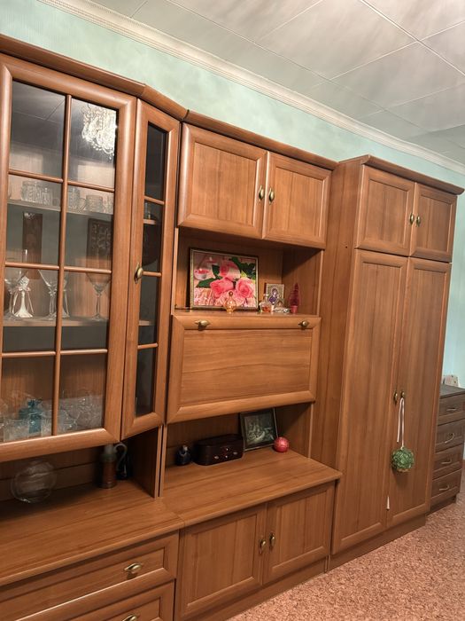 Продам гарнитур для зала