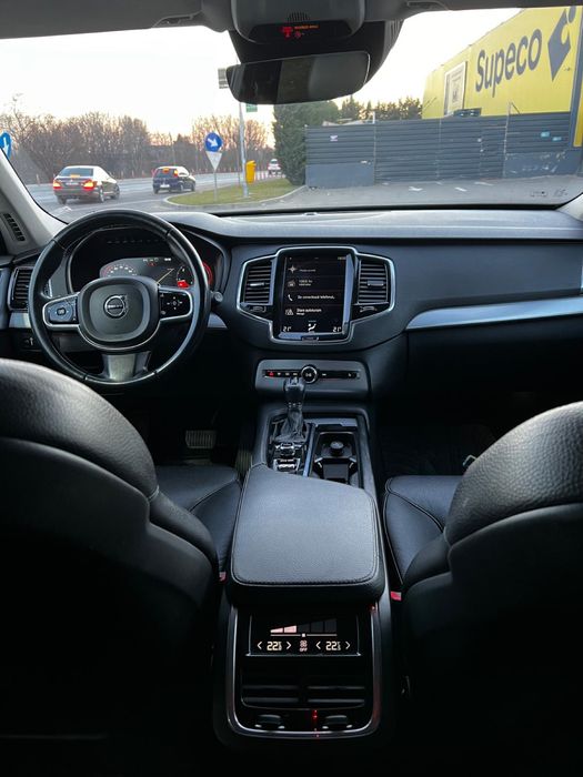 De vanzare Volvo XC90 4x4 7 locuri