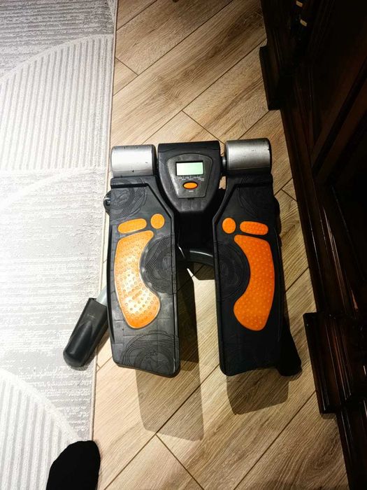 степпер (тренажер для ног)