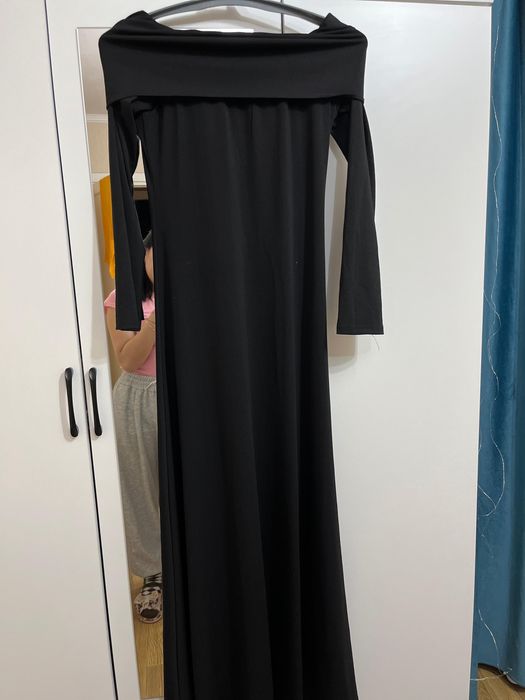 Платья вечерная.