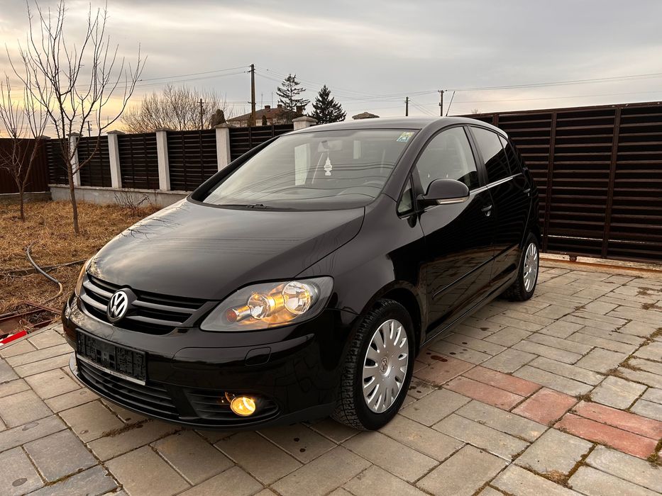 VW Golf Plus 1.9 TDI/105 CP> An 2008> Model Tour > Recent adus