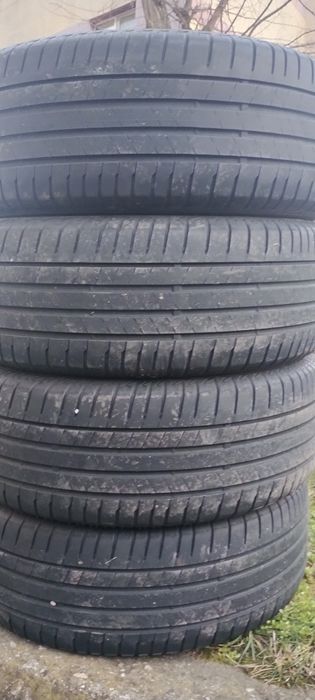 Roti complete aliaj iarna 205/55/16 + 4 anvelope vara 205/55/16