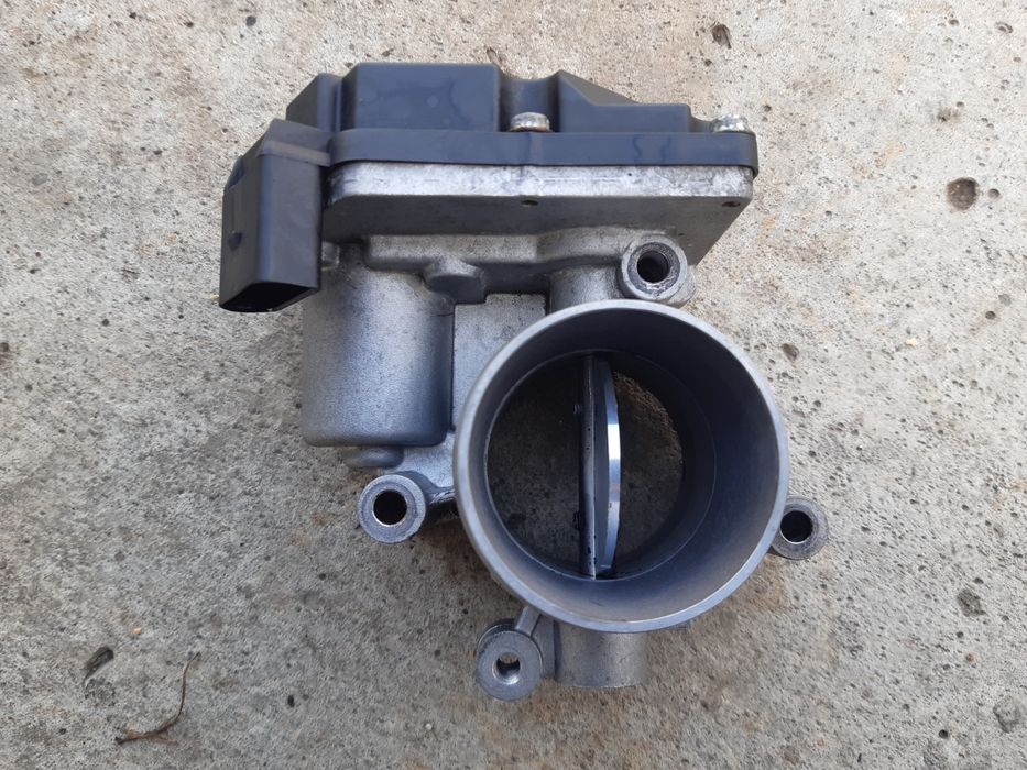 Clapeta accelerație / EGR audi a6 c6 4f / AUDI a4 b8 2.0 tdi motor CAG