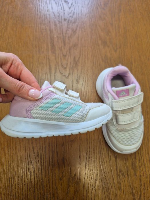 Детските маратонки Adidas