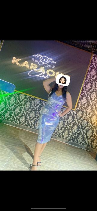 Продам нарядное платье