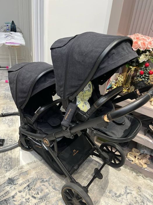 Каляска эгизаклар учун