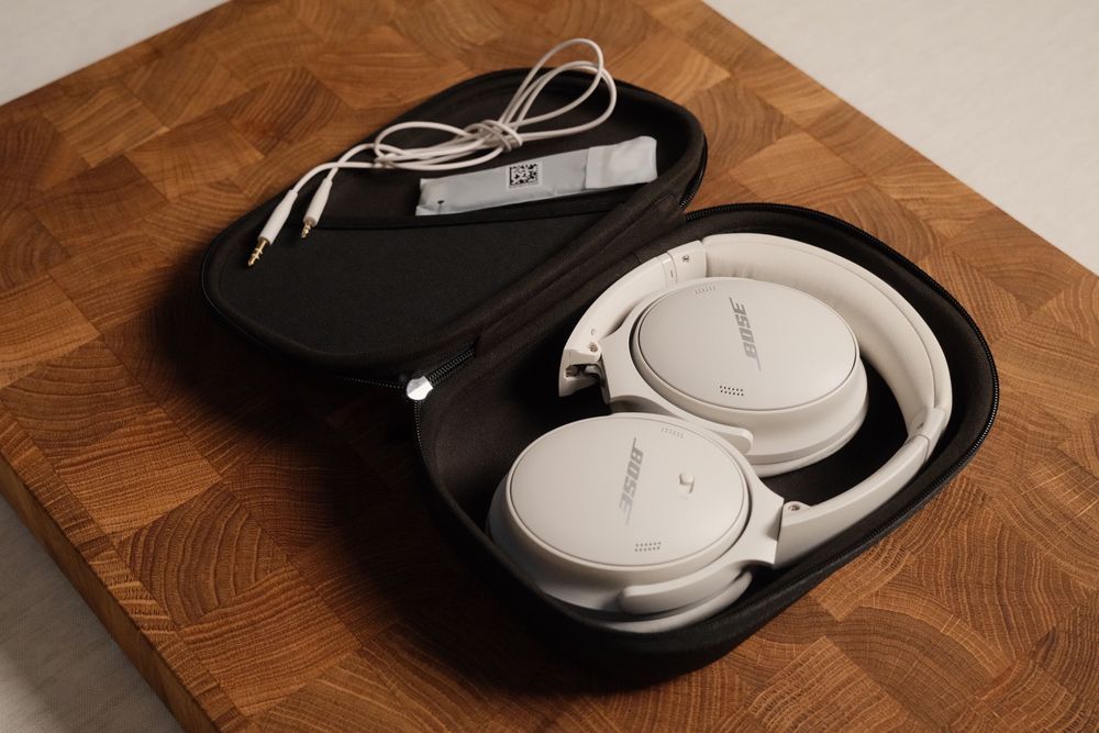 Bose QuietComfort 45 (QC45), бежевые