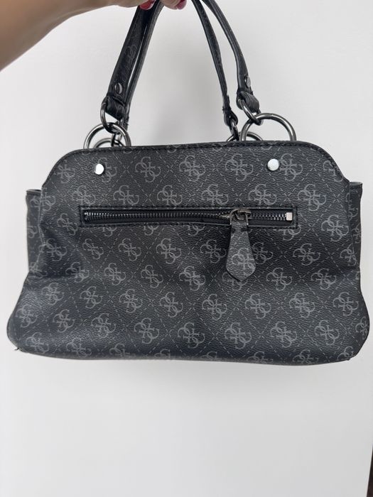 Дамска Чанта Guess