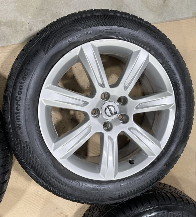 Jante Roti iarna 17 Volvo V90 S90 225/55R17 DOT2022 Continental