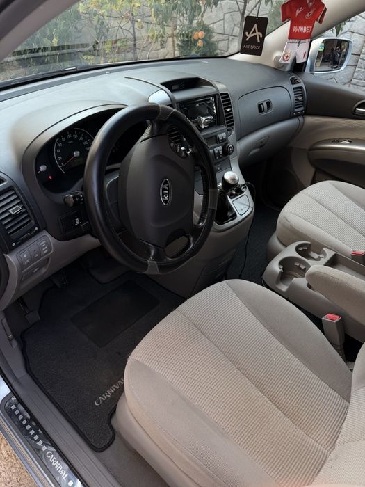 Kia Carnival 2006