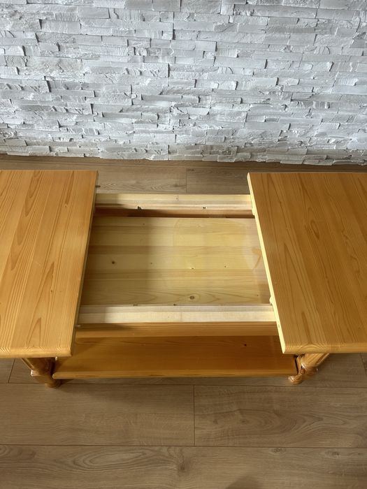 Маса от дърво