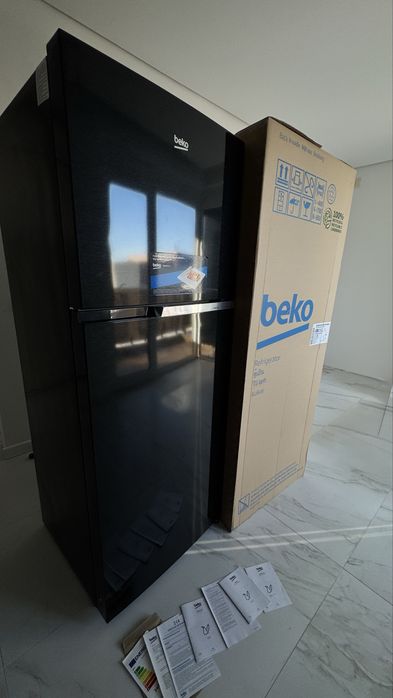 Frigider cu doua usi Beko RDNT401I40SWBN