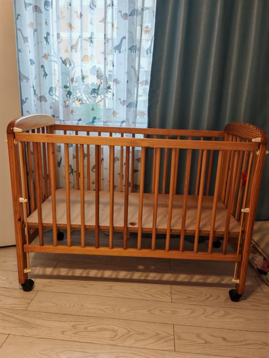 Pătuț bebe în stare foarte buna