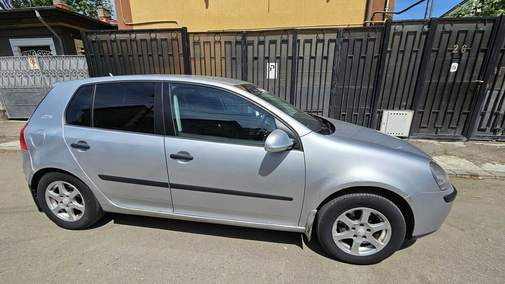 VOLKSWAGEN Golf 2004 — imagine 5
