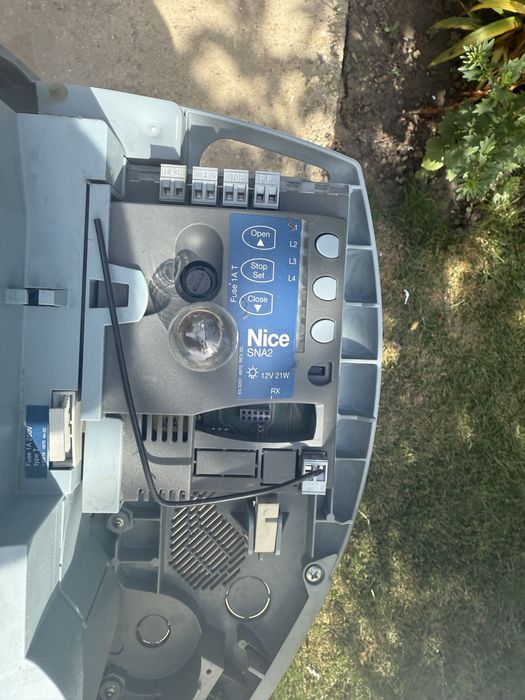 Automatizare garaj nice