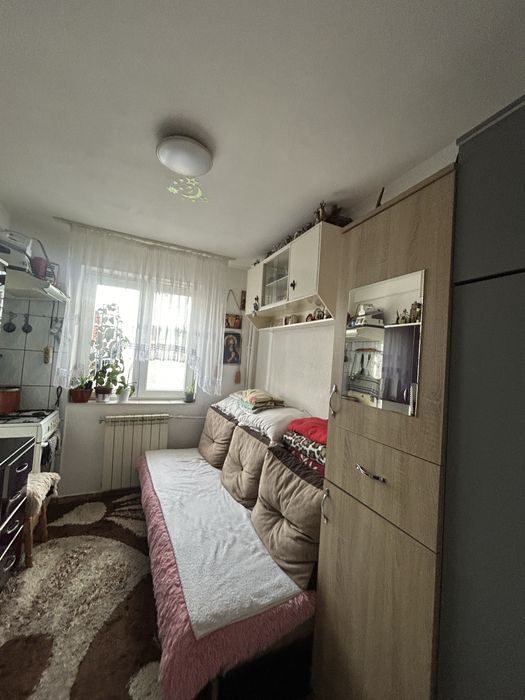 se vinde garsonieră confort redus