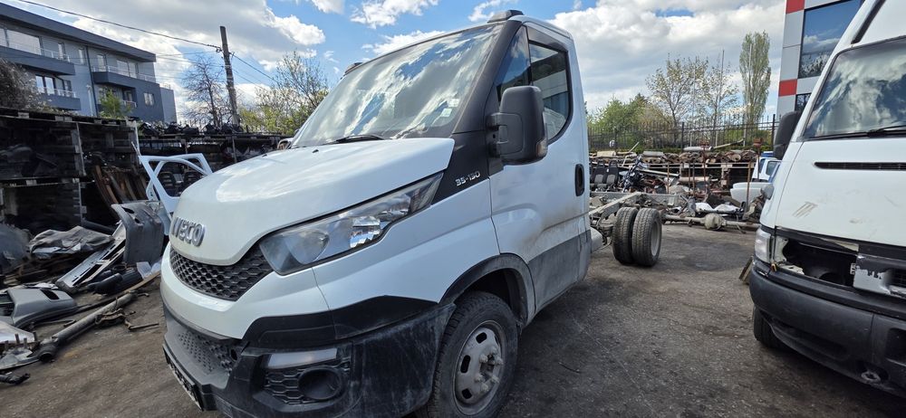 Iveco 35-130 На части