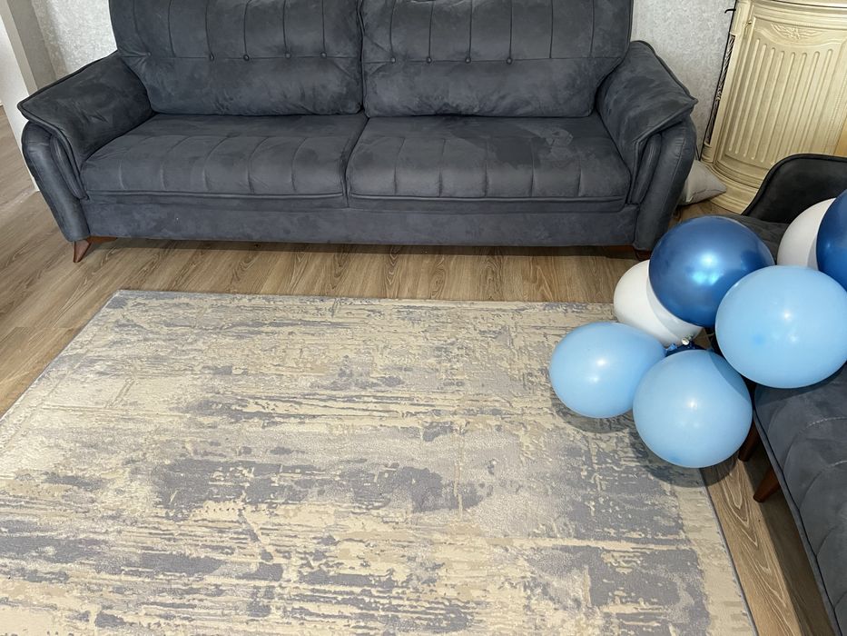 Диван и два кресла