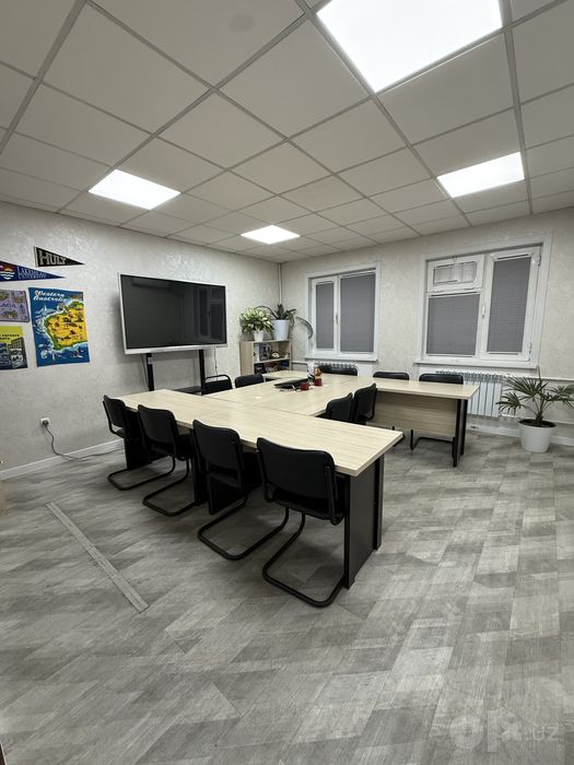 Сдаётся офис 110 м² у метро Новза