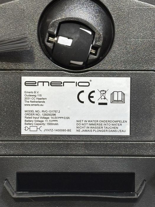 MDM vinde: Aspirator robot Emerio RVC-131757.2