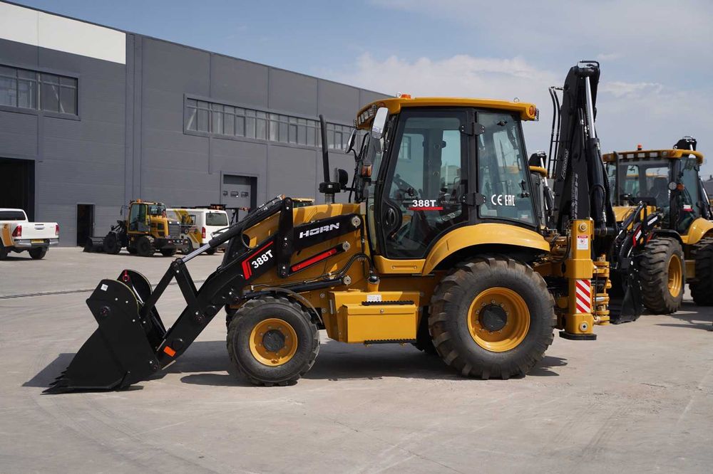 Экскаватор-погрузчик HORN 388T
