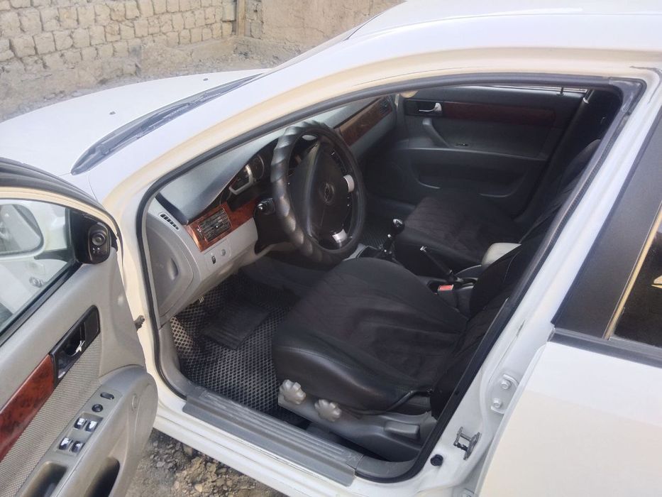 Lasetti 2011 holati zur pulini kelishamiz naxt pulga sotiladi